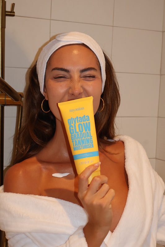 Glyfada Glow Gradual Tanning Moisturiser